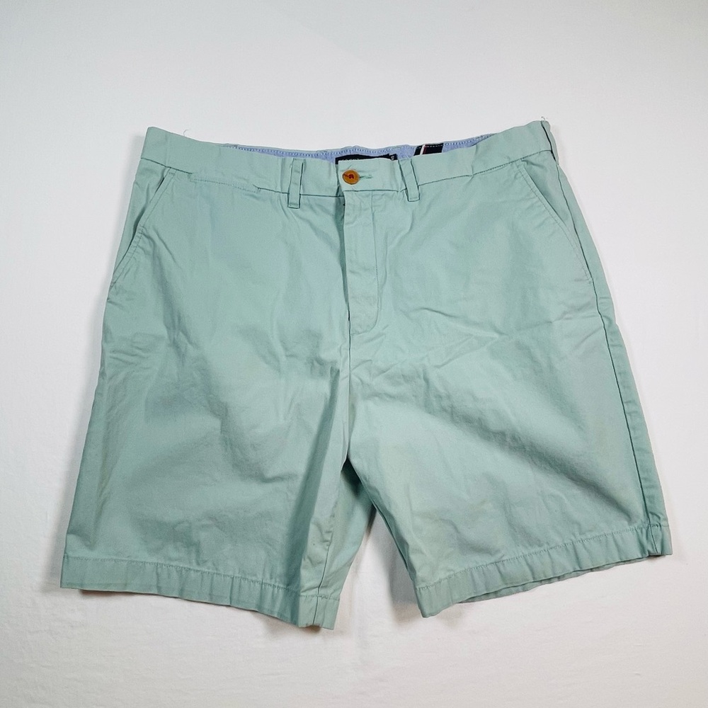 Tommy Hilfiger Men's Light Green Shorts Size 40, 100% Cotton